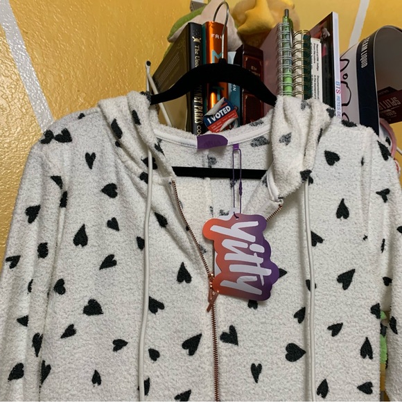 NWT Yitty Pet Me Heart Pocket Onesie Size XL - Picture 2 of 15